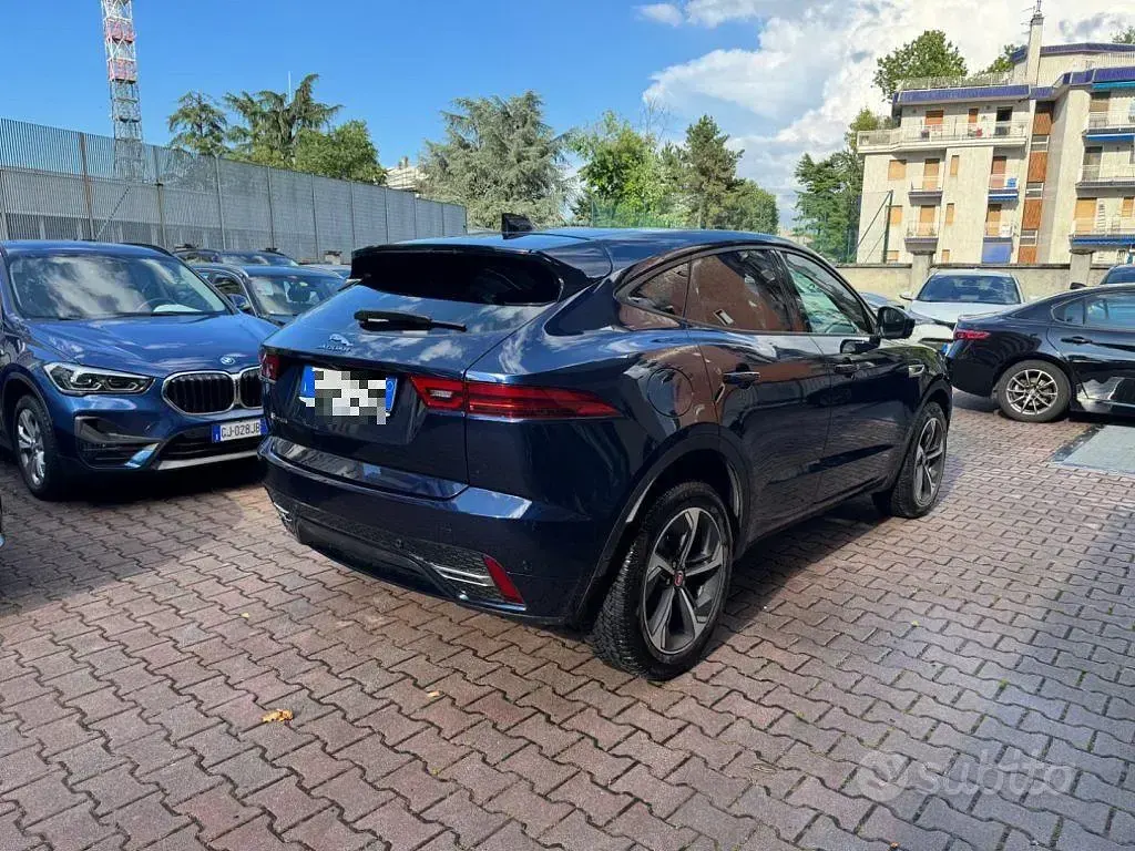 Usata Jaguar E-Pace R-Dynamic 163 CV (119 kW) 2022 Blu SUV