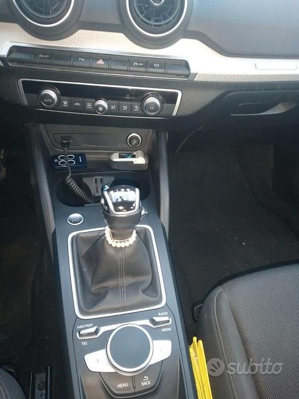Usata Audi Q2 Admired 116 CV (85 kW) 2022 Grigio SUV