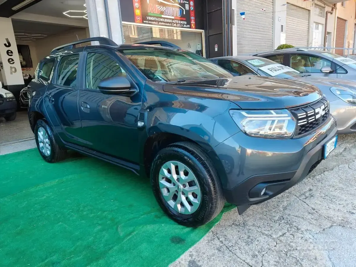 Usata Dacia Duster Expression 116 CV (85 kW) 2024 Grigio SUV