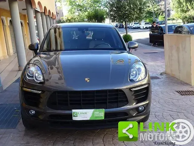 Usata Porsche Macan 250 CV (183 kW) 2016 Grigio SUV