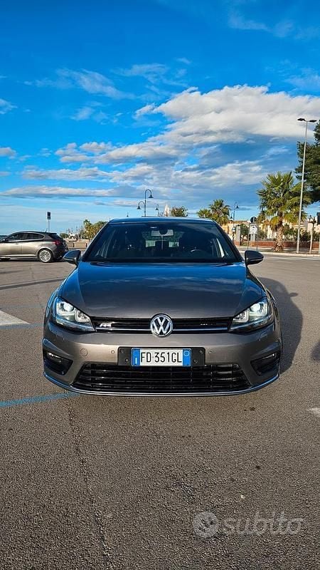 Usata VW Golf VII R-line 150 CV (110 kW) 2016 Grigio Berlina