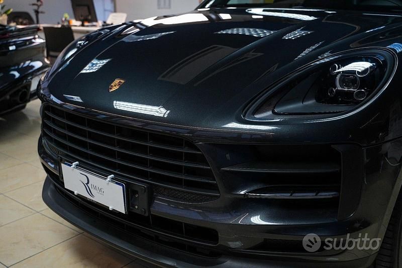 Usata Porsche Macan 245 CV (180 kW) 2021 Grigio SUV