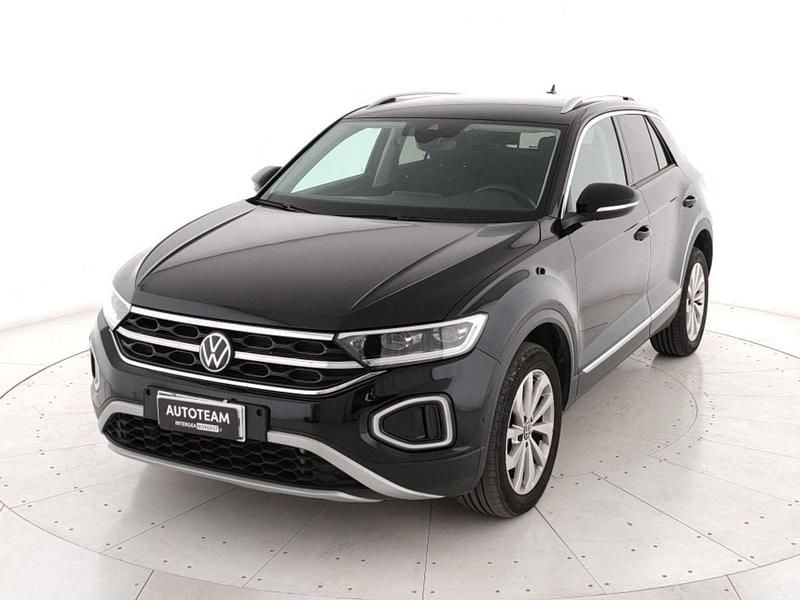 Usata VW T-Roc Style 150 CV (110 kW) 2023 Nero SUV