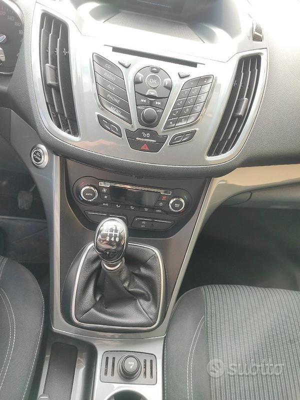 Usata Ford C-MAX Titanium 115 CV (84 kW) 2014 Grigio Monovolume