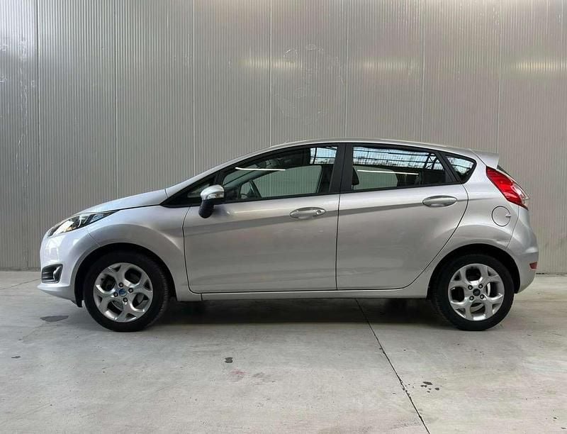 Usata Ford Fiesta Titanium 97 CV (71 kW) 2013 Other Utilitaria