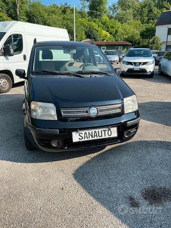 Nero Usata 2006 Fiat Panda Dynamic Due volumi | 4700 € (Molto cara) - Immagine 1/4