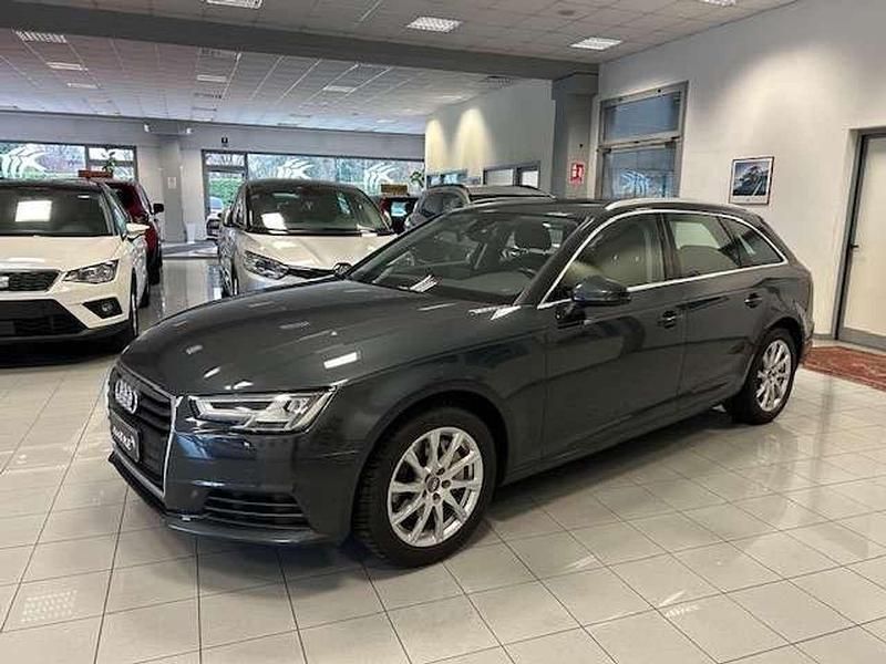 Usata Audi A4 Ambiente 190 CV (139 kW) 2019 Nero Station wagon