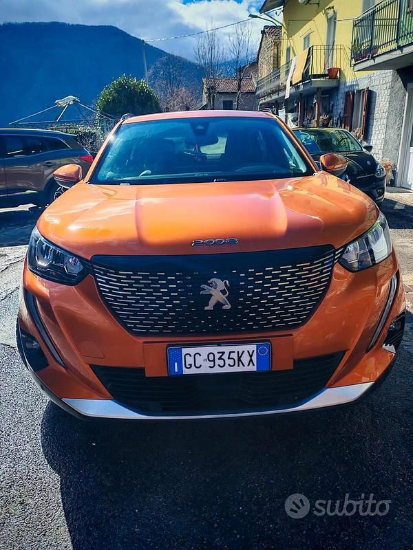 Usata Peugeot 2008 100 CV (73 kW) 2020 SUV