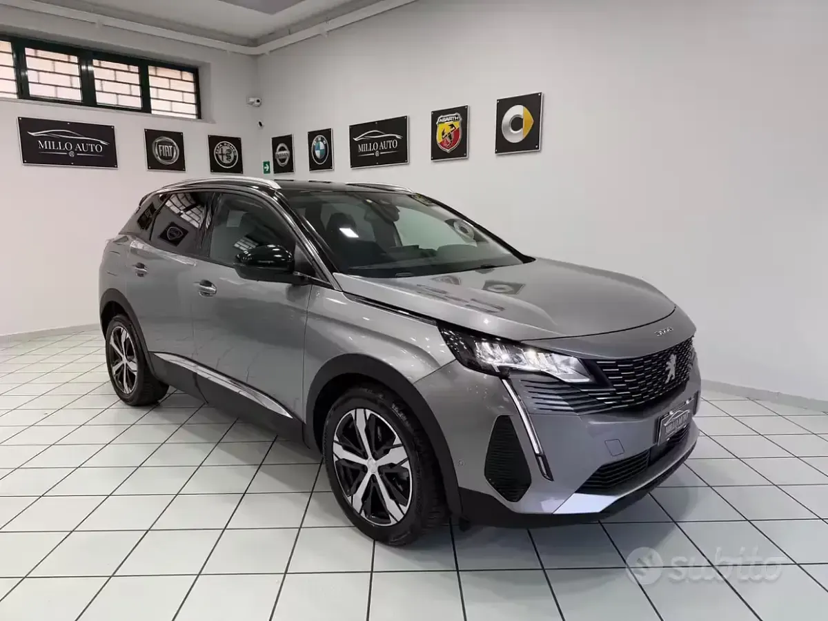 Usata Peugeot 3008 Allure 131 CV (96 kW) 2021 Grigio SUV