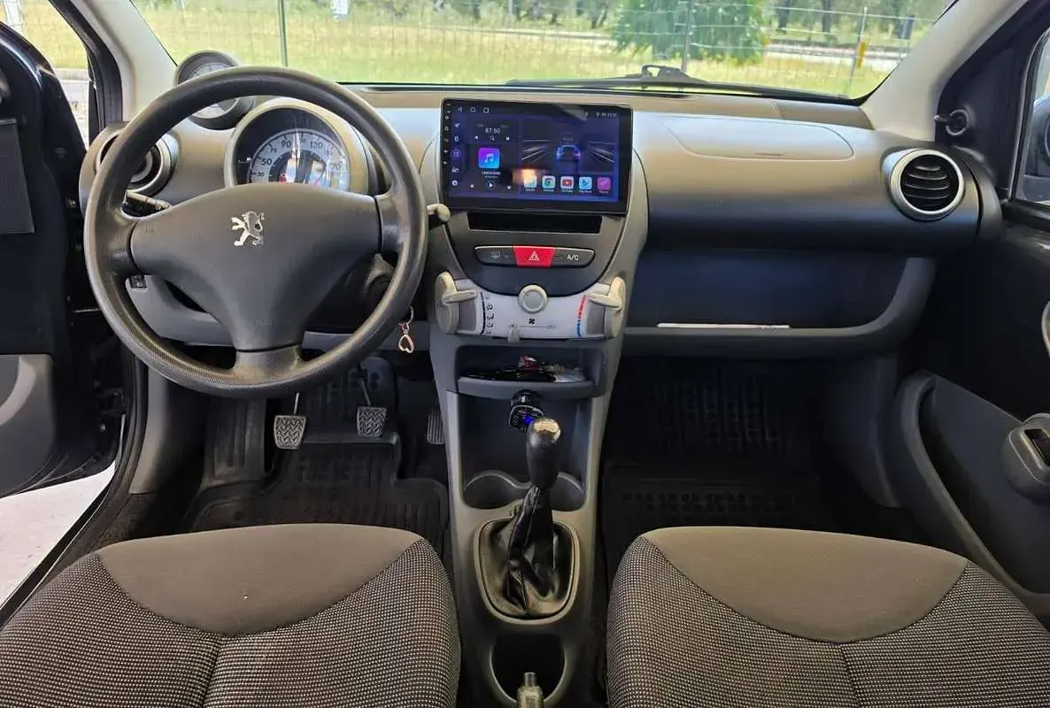 Usata Peugeot 107 54 CV (39 kW) 2008 Utilitaria