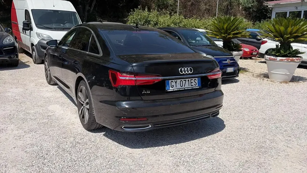 Usata Audi A6 Business 163 CV (119 kW) 2020 Nero Station wagon