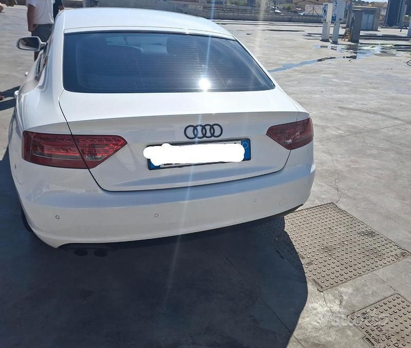 Usata Audi A5 S-Line 163 CV (119 kW) 2010 Bianco Coupé