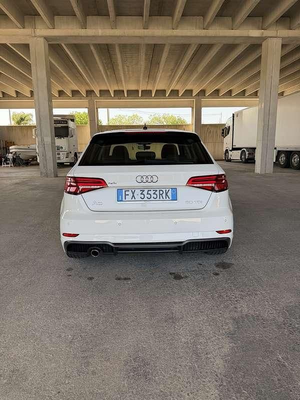 Usata Audi A3 Ambiente 110 CV (80 kW) 2019 Berlina