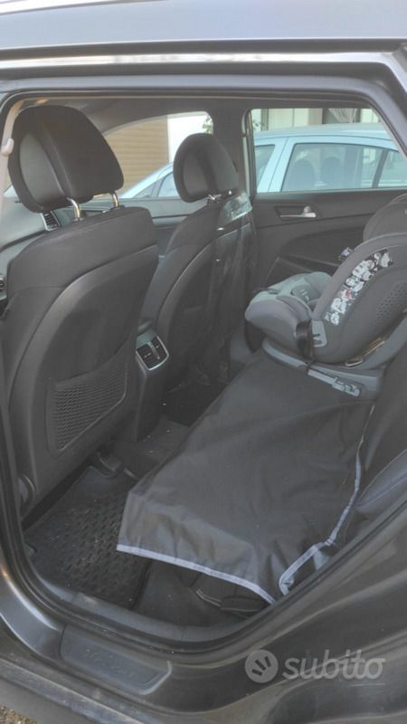 Usata Hyundai Tucson 116 CV (85 kW) 2016 Grigio SUV