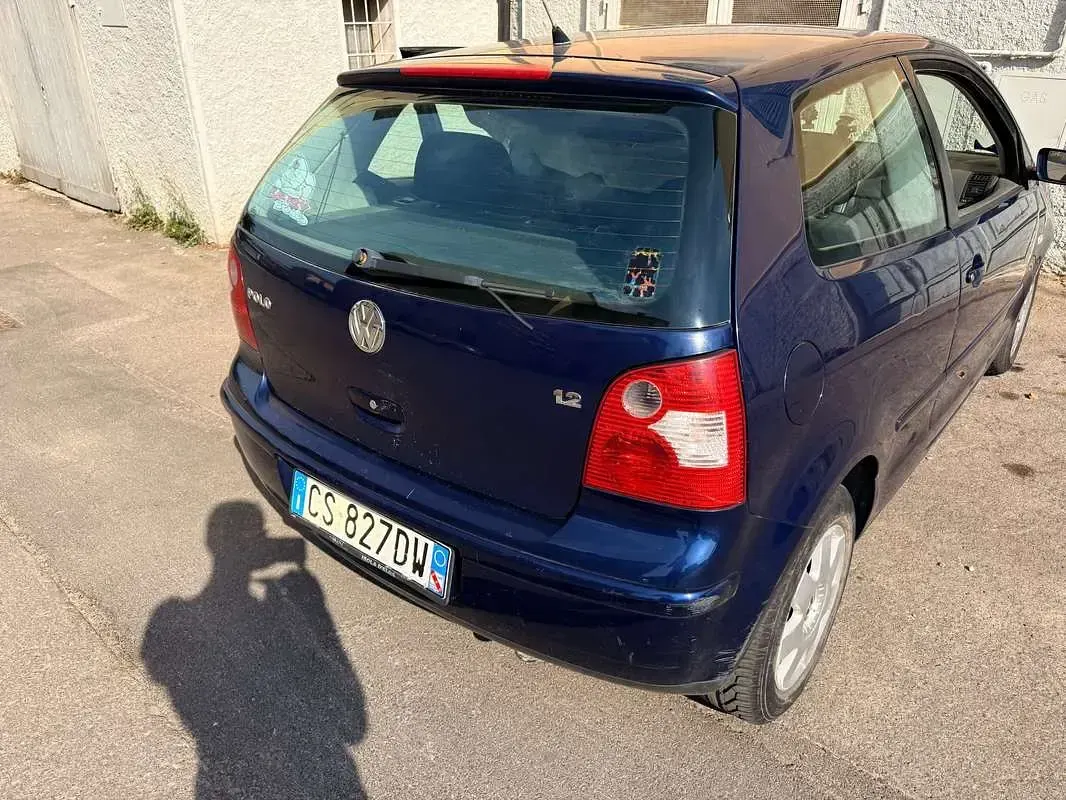 Usata VW Polo 64 CV (47 kW) 2004 Blu/azzurro Berlina