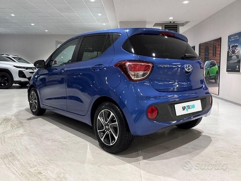 Usata Hyundai i10 67 CV (49 kW) 2019 Blu Utilitaria