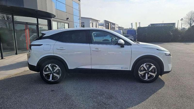 Usata Nissan Qashqai N-Connecta 158 CV (116 kW) 2023 Bianco SUV