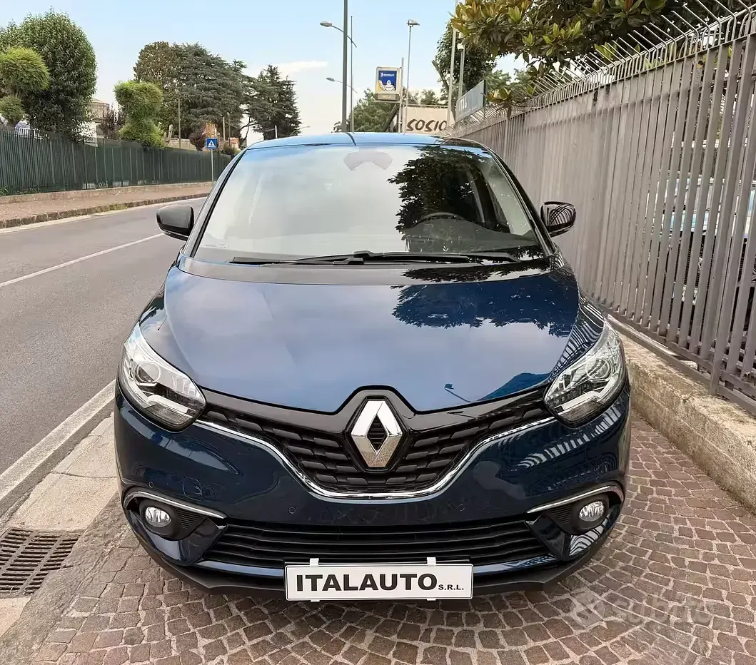 Usata Renault Scénic IV 110 CV (80 kW) 2019 Blu Monovolume