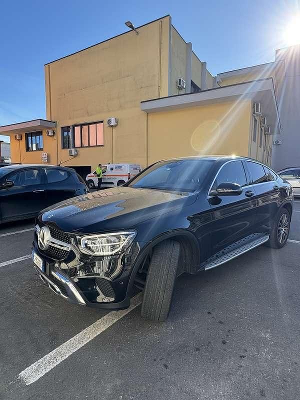 Usata Mercedes GLC220 Premium 194 CV (142 kW) 2020 Nero SUV