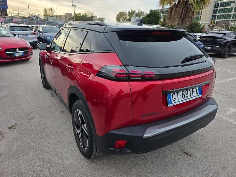 Usata Peugeot 2008 GT 131 CV (96 kW) 2024 Rosso SUV