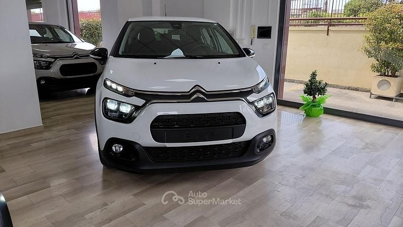 Usata Citroën C3 PureTech 84 CV (61 kW) 2024 Gray Utilitaria