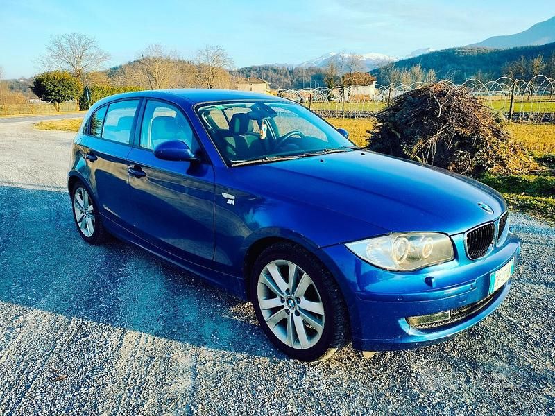Usata BMW 120 M Sport 167 CV (122 kW) 2007 Blu Utilitaria
