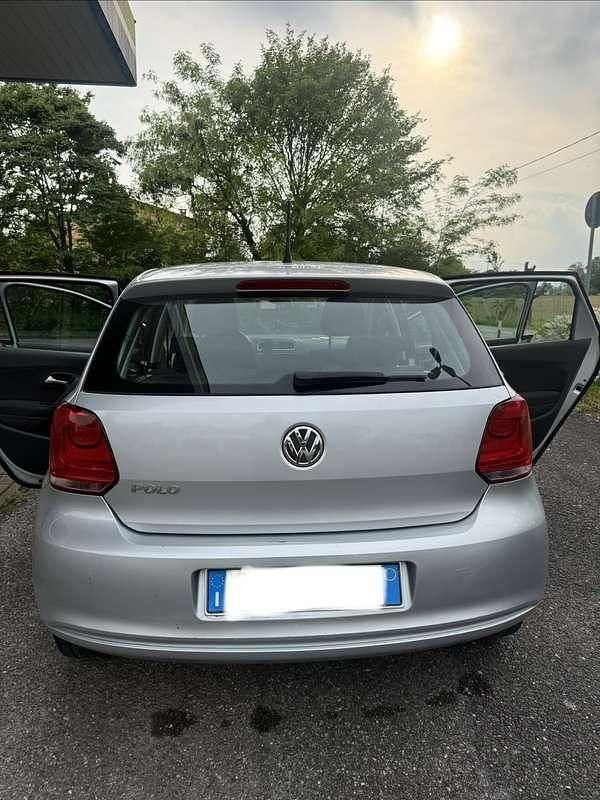 Usata VW Polo Trendline 75 CV (55 kW) 2010 Grigio Utilitaria