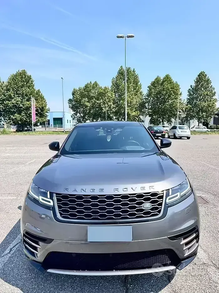 Usata Land Rover Range Rover Velar R-Dynamic 241 CV (177 kW) 2019 Grigio SUV