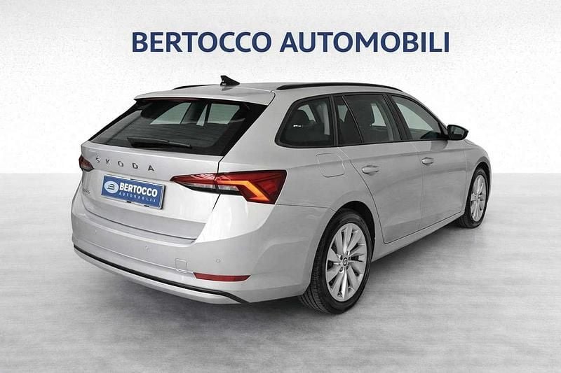 Usata Skoda Octavia 150 CV (110 kW) 2025 Argento Station wagon
