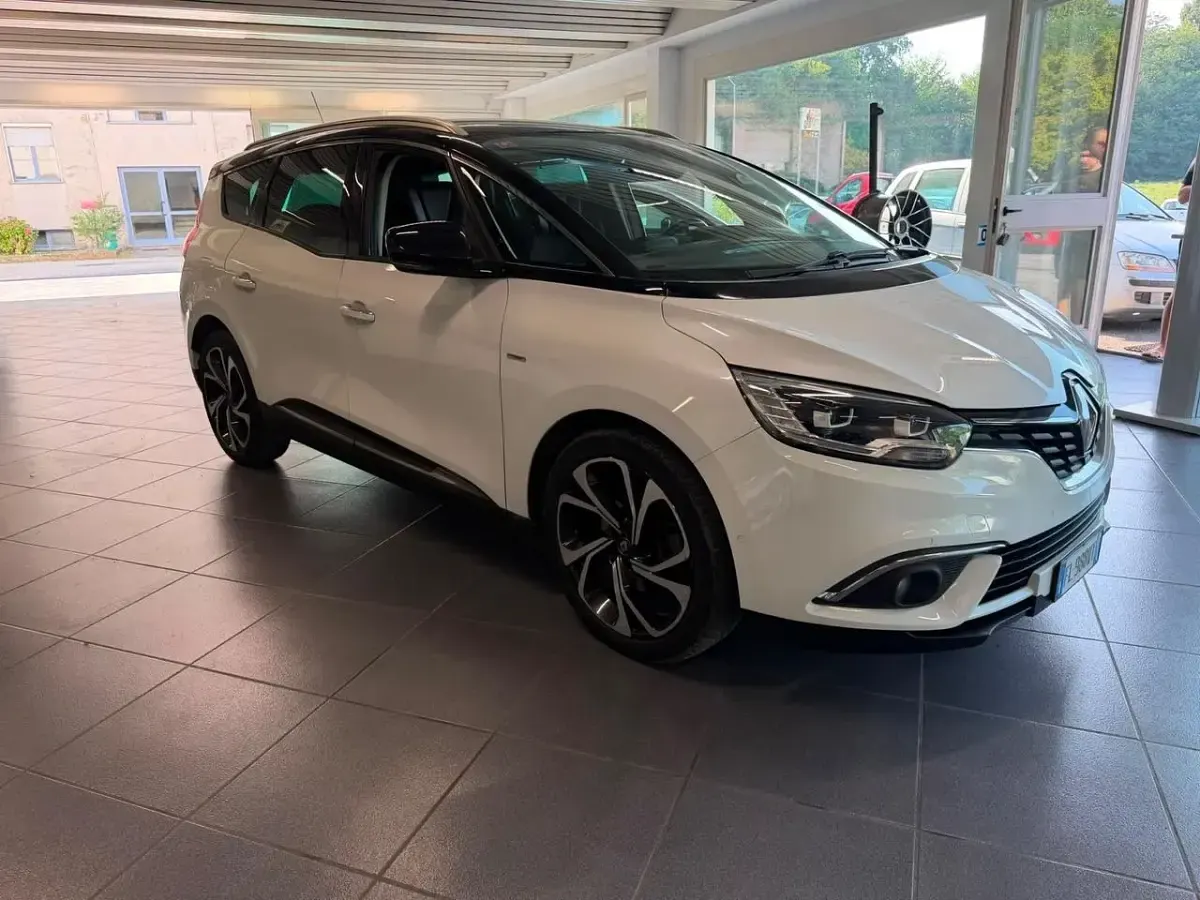 Usata Renault Grand Scénic IV Bose Edition 110 CV (80 kW) 2017 Bianco Monovolume