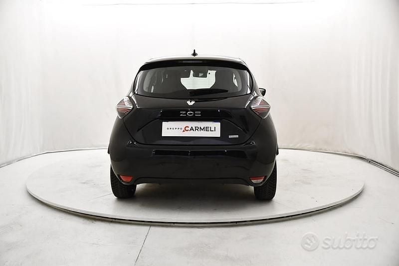Usata Renault Zoe Life 80 kW (109 CV) 2020 Nero Utilitaria