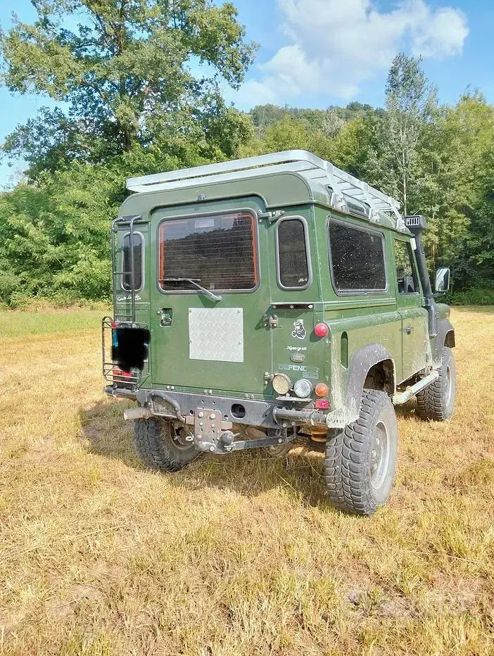 Usata Land Rover Defender 113 CV (83 kW) 2002 SUV