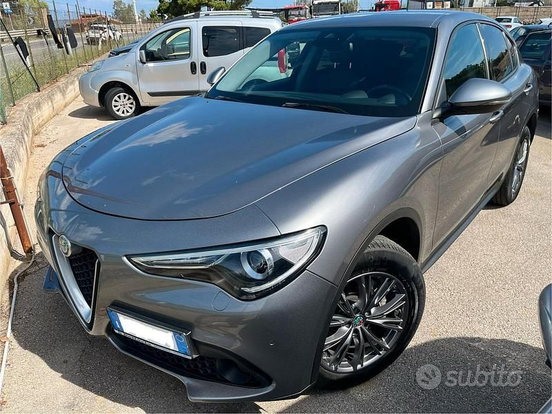Usata Alfa Romeo Stelvio 210 CV (154 kW) 2017 Grigio SUV