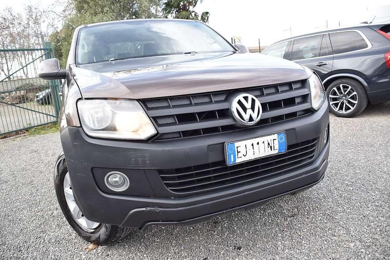 Usata VW Amarok 122 CV (89 kW) 2011 Marrone Pick-up