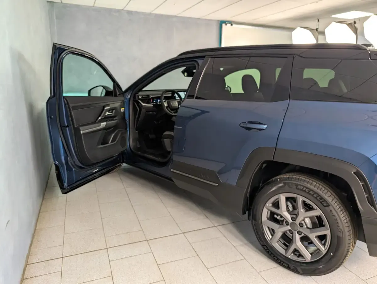 Nuova Jeep Compass Summit 145 CV (106 kW) 2026 Grigio SUV