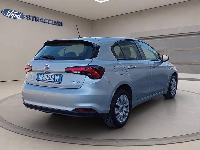 Usata Fiat Tipo Pop 95 CV (69 kW) 2019 Grigio metallizzato Berlina