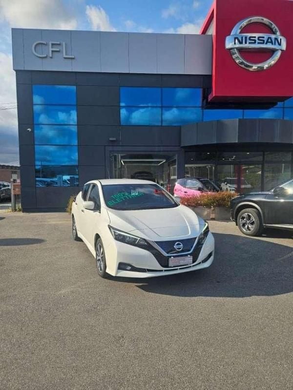 Usata Nissan Leaf Acenta 89 kW (122 CV) 2022 Bianco Utilitaria