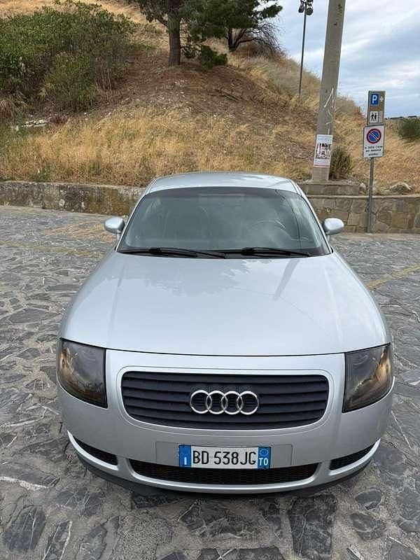 Usata Audi TT 179 CV (131 kW) 1999 Argento Coupé