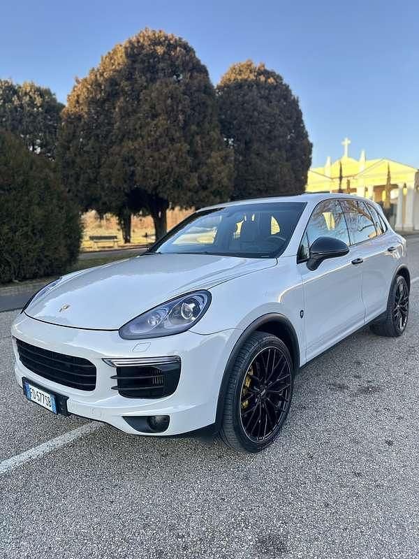 Usata Porsche Cayenne 250 CV (183 kW) 2016 SUV