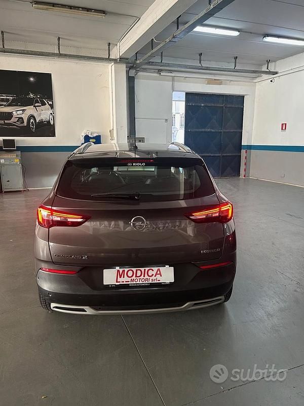 Usata Opel Grandland X Elegance 130 CV (95 kW) 2021 Grigio SUV
