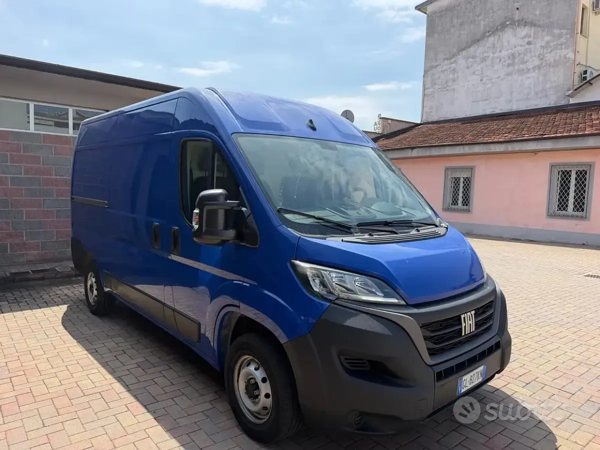 Usata Fiat Ducato 120 CV (88 kW) 2022 Bluazzurro Furgone