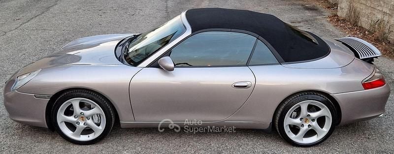 Usata Porsche 911 320 CV (235 kW) 2002 Gray Cabrio