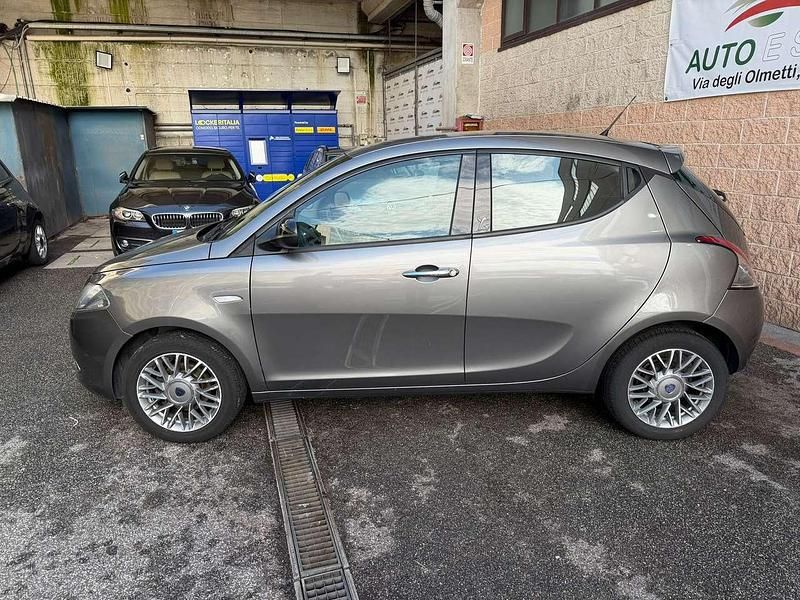 Usata Lancia Ypsilon S 86 CV (63 kW) 2012 Grigio Utilitaria