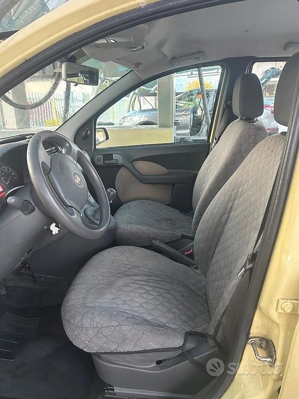 Usata Fiat Panda 60 CV (44 kW) 2008 Giallo Utilitaria
