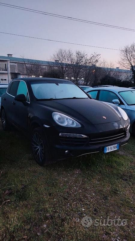 Usata Porsche Cayenne 2012 Nero SUV
