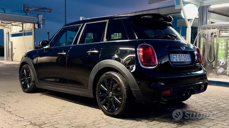 Begagnad Mini Cooper S 192 HK (141 kW) 2016 Svart Halvkombi