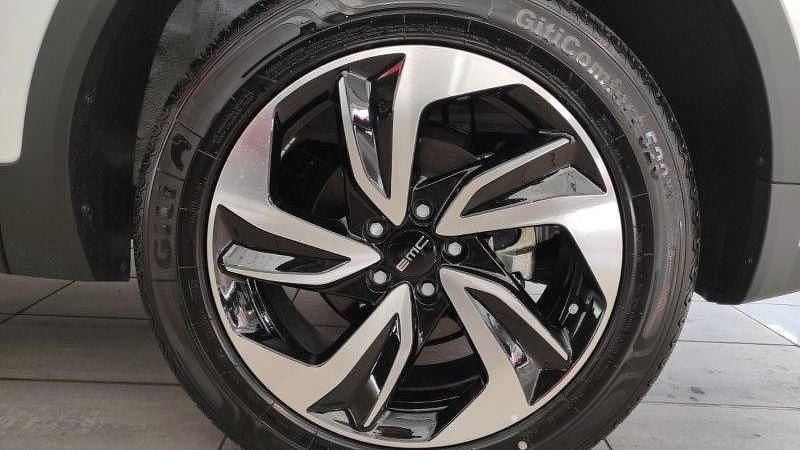 Nuova EMC SEI 113 CV (83 kW) 2026 Bianco SUV