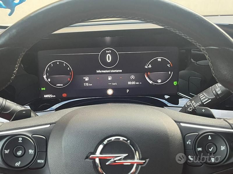 Usata Opel Mokka Ultimate 131 CV (96 kW) 2022 Bianco SUV