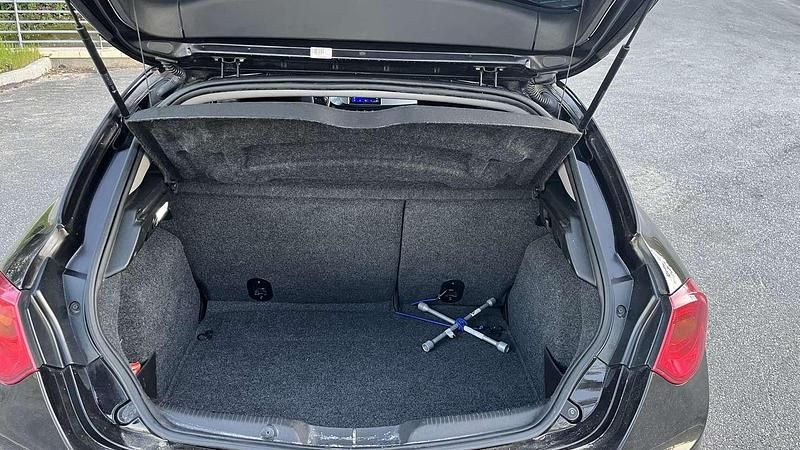 Usata Alfa Romeo Giulietta Exclusive 105 CV (77 kW) 2013 Utilitaria