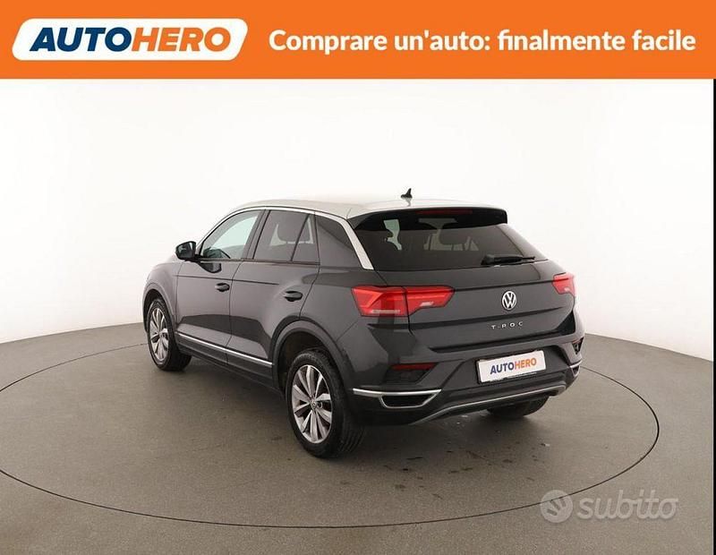 Usata VW T-Roc Style 115 CV (84 kW) 2018 Grigio SUV